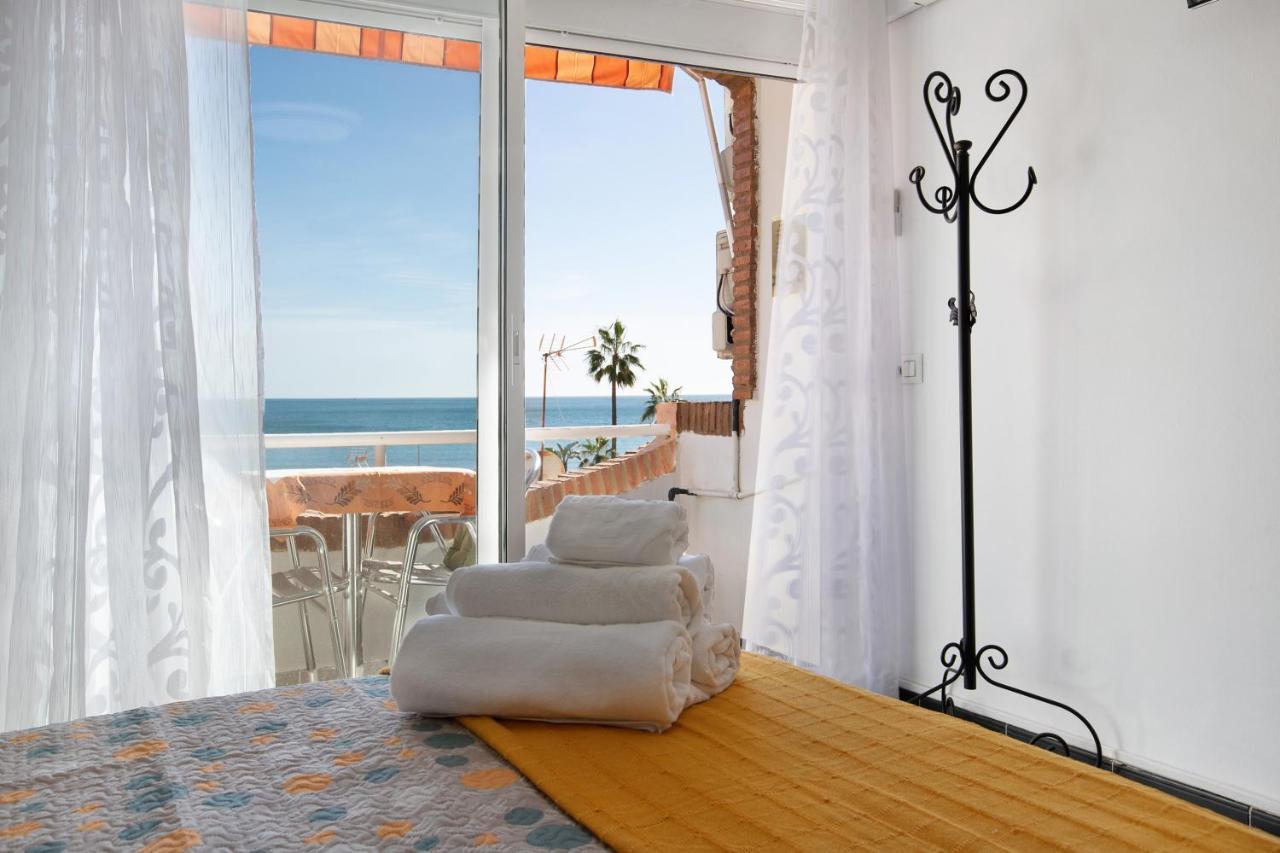 Bulto Carihuela B Apartment ตอร์เรโมลิโนส ภายนอก รูปภาพ