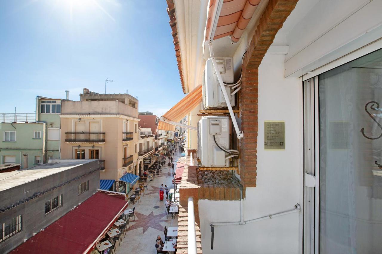 Bulto Carihuela B Apartment ตอร์เรโมลิโนส ภายนอก รูปภาพ